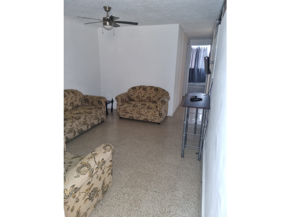 ALQUILER APARTAMENTO VIA ESPAÑA AMOBLADO — foto 3