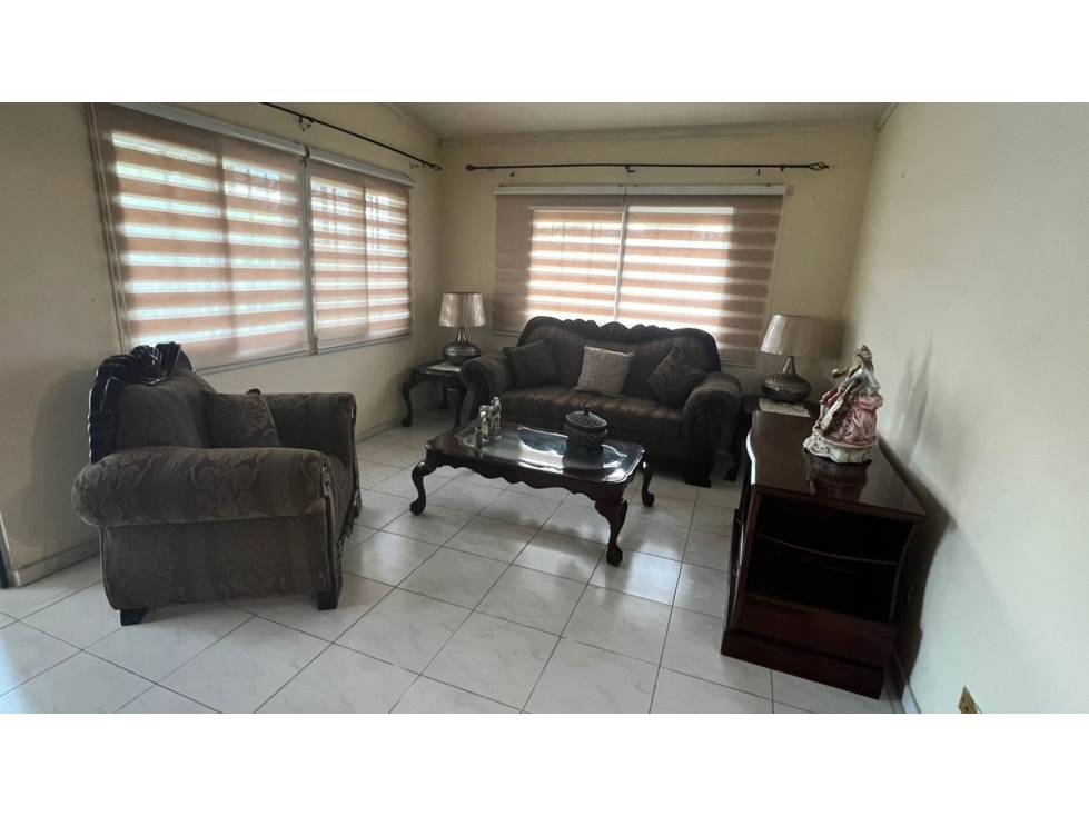 ALQUILER CASA BRISAS DEL GOLF AMOBLADO