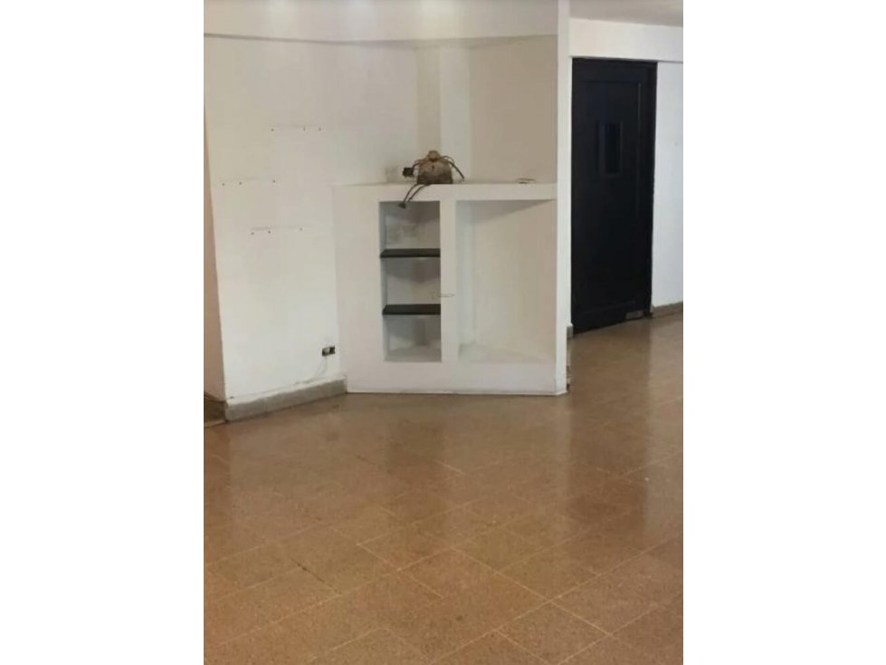 ALQUILER APARTAMENTO VIA ESPAÑA — foto 2