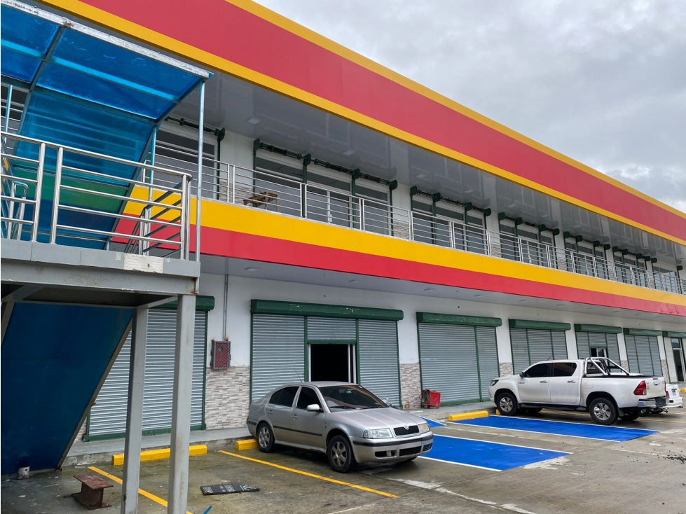 ALQUILO LOCAL COMERCIAL NUEVO, PROVINCIA COLON - 2