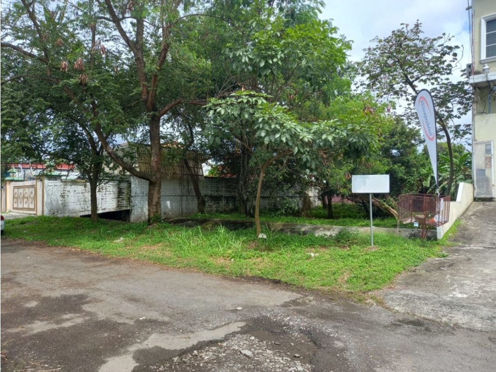 VENTA TERRENO VIA CINCUENTENARIO — foto 2