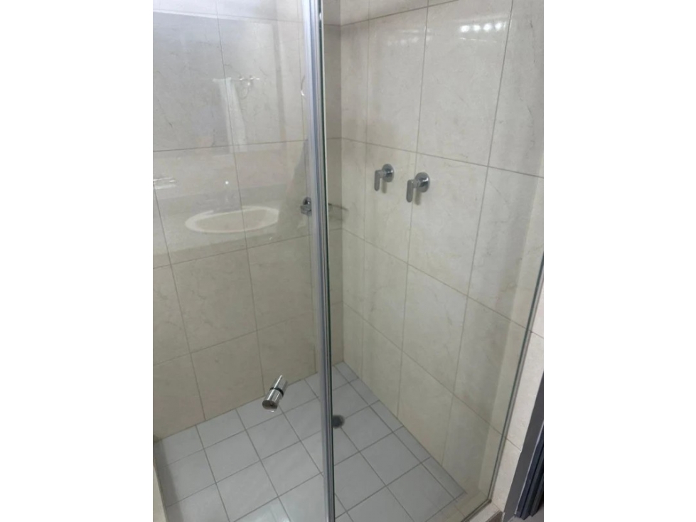 ALQUILER APARTAMENTO VIA ESPAÑA — foto 6