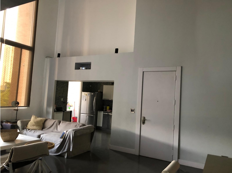 ALQUILER APARTAMENTO VIA ARGENTINA