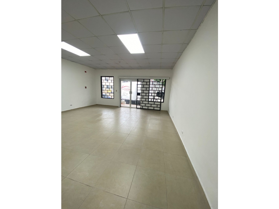 ALQUILER LOCAL COMERCIAL EL INGENIO — foto 3