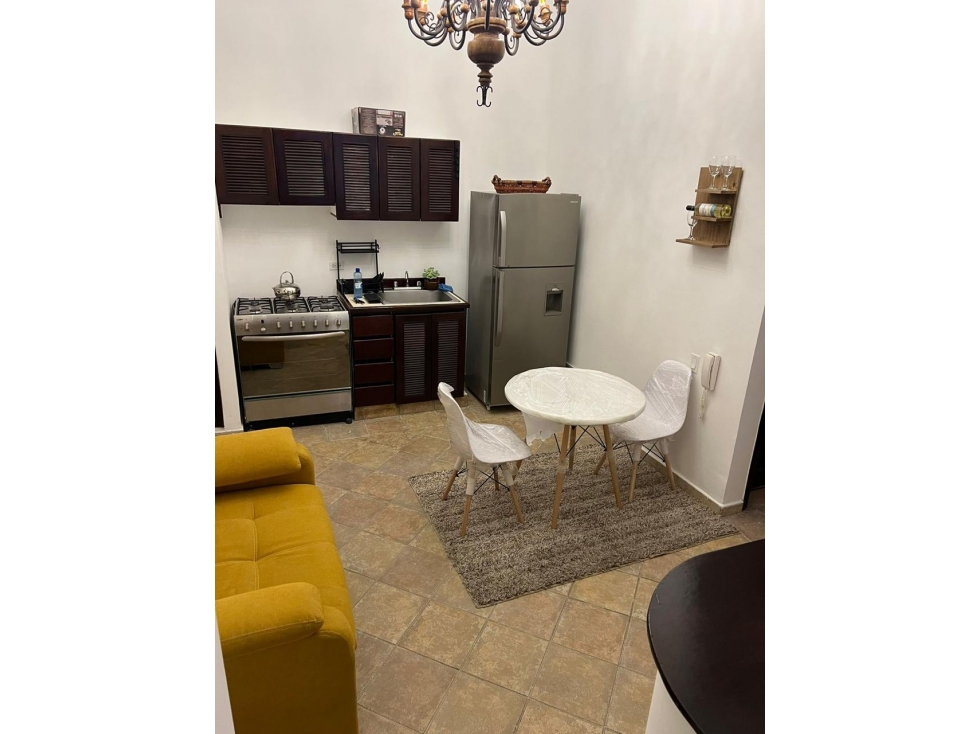 ALQUILER APARTAESTUDIO AMOBLADO CASCO VIEJO