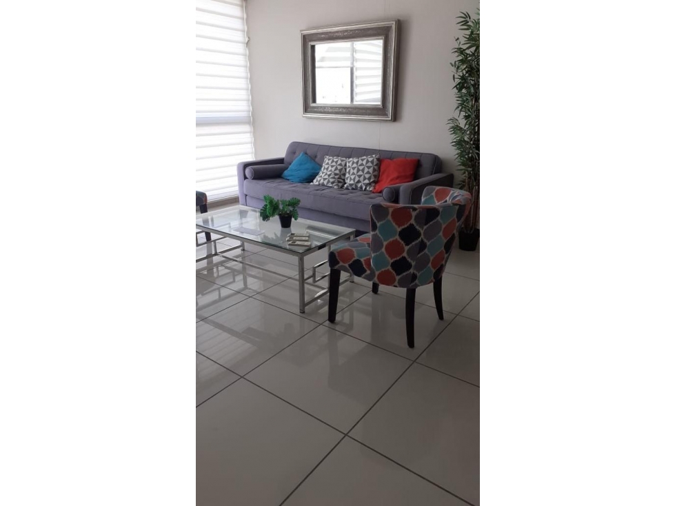 ALQUILER APARTAMENTO VIA ESPAÑA AMOBLADO
