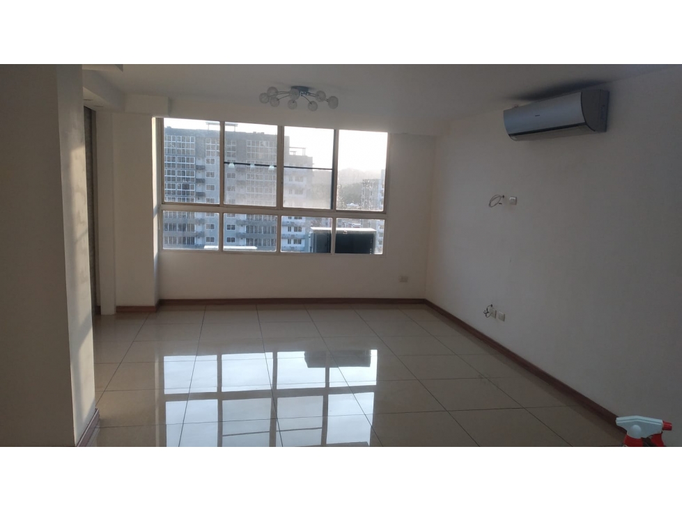 ALQUILER APARTAMENTO CONDADO DEL REY