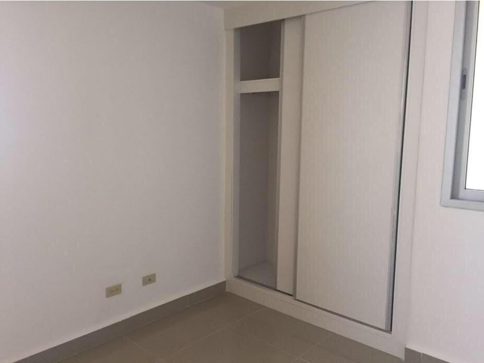ALQUILER APARTAMENTO AMOBLADO VÍA CINCUENTENARIO - 4