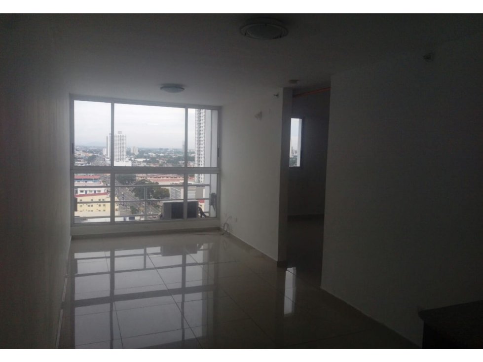 ALQUILER APARTAMENTO VIA ESPAÑA — foto 2