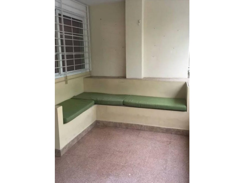ALQUILER APARTAMENTO VIA ESPAÑA — foto 3
