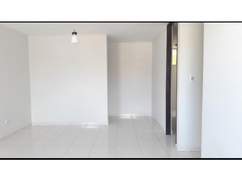 ALQUILER APARTAMENTO CONDADO DEL REY — foto 2