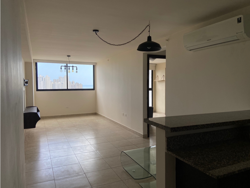 ALQUILER APARTAMENTO CARRASQUILLA