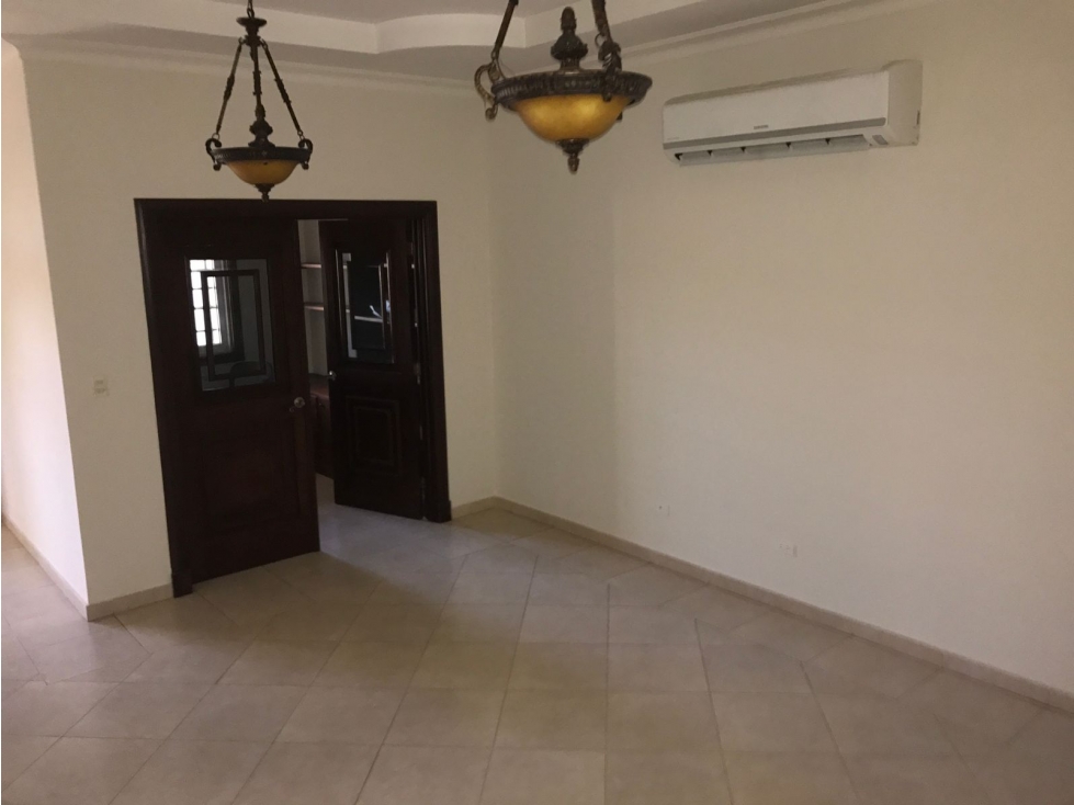 ALQUILER CASA ALTOS DE PANAMA — foto 2