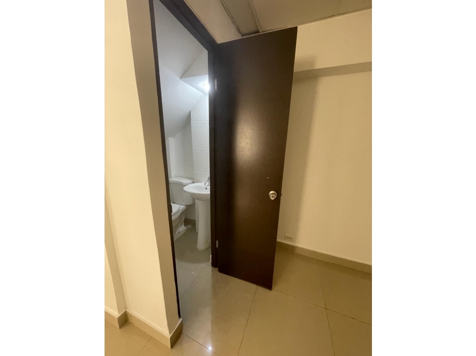 ALQUILER APARTAMENTO BETANIA VACIO — foto 3