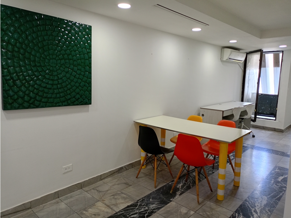 ALQUILER OFICINA TIPO LOFT AVENIDA BALBOA — foto 2