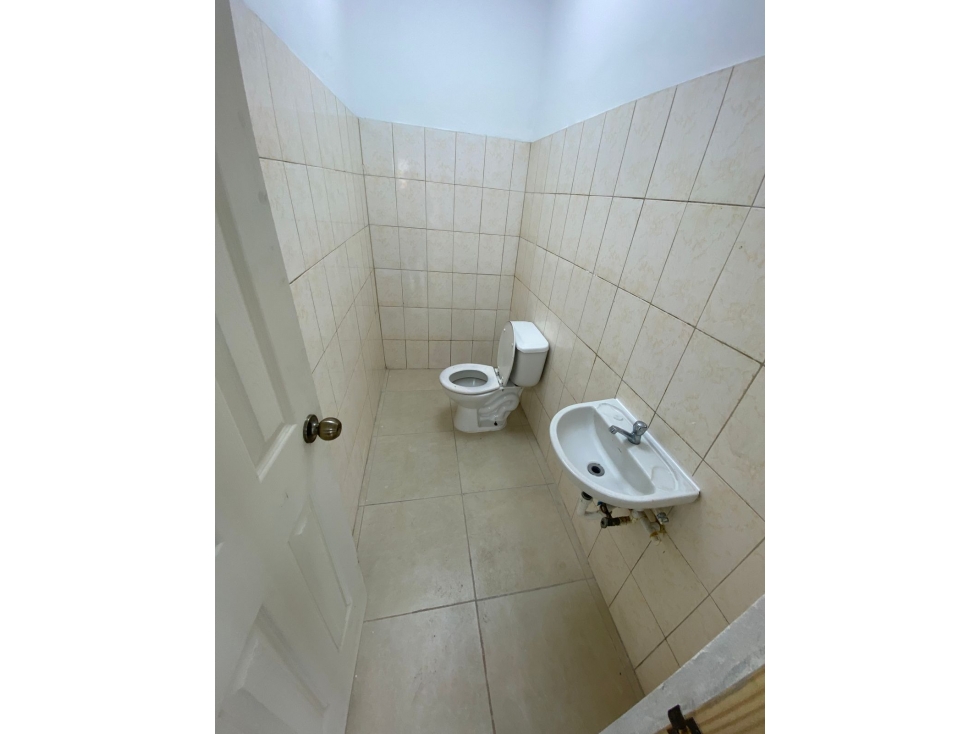 ALQUILER LOCAL COMERCIAL EL INGENIO — foto 4