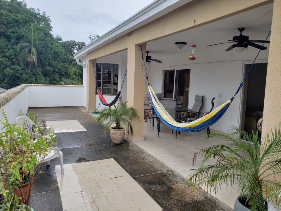 VENTA PENTHOUSE AMOBLADO ANCÓN