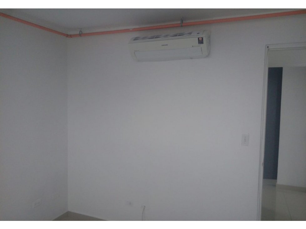 ALQUILER APARTAMENTO VIA ESPAÑA — foto 3