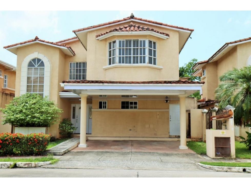 ALQUILER CASA CLAYTON