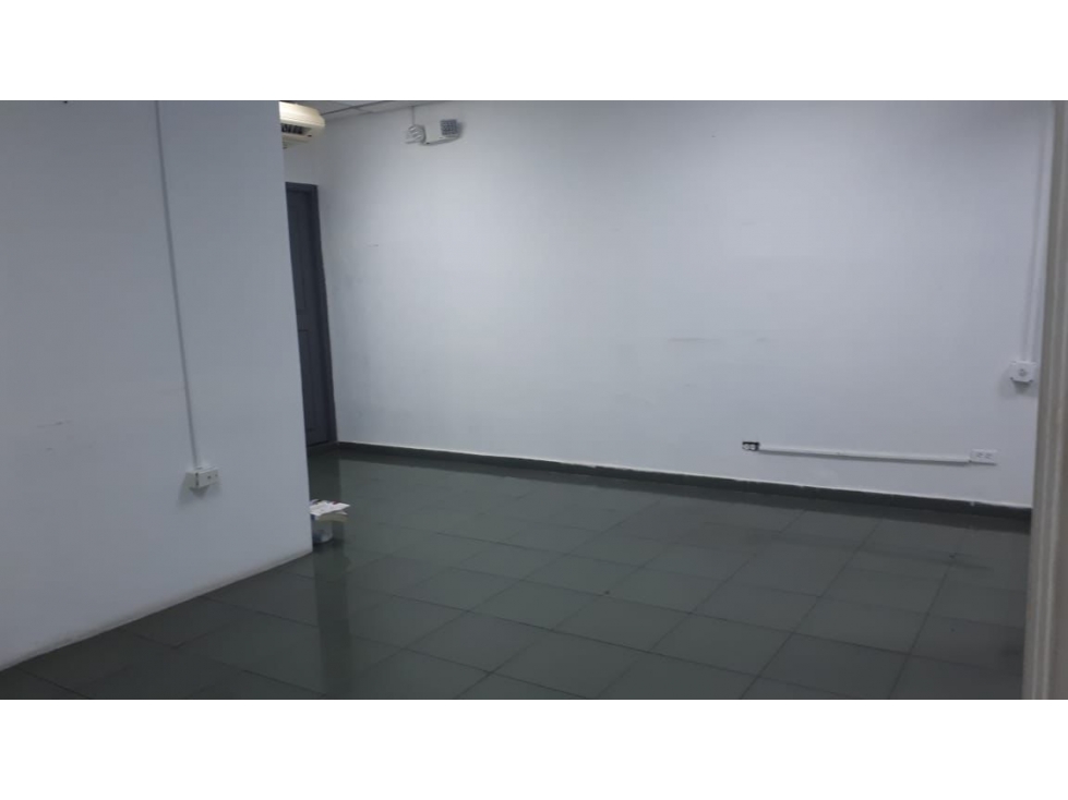 ALQUILER LOCAL COMERCIAL PARQUE LEFEVRE