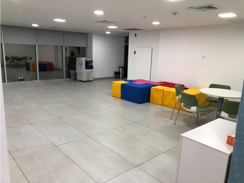 ALQUILER OFICINA AMOBLADA OBARRIO — foto 4