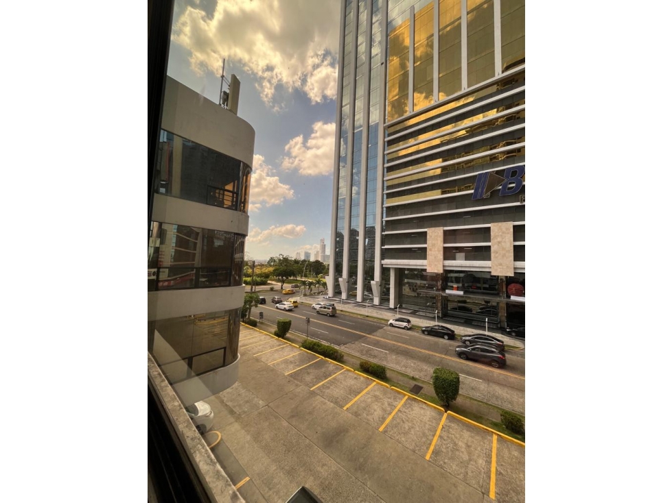 ALQUILER OFICINA AVENIDA BALBOA