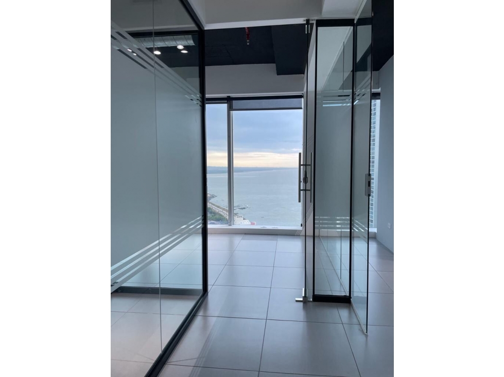 ALQUIER OFICINA PUNTA PACIFICA — foto 4
