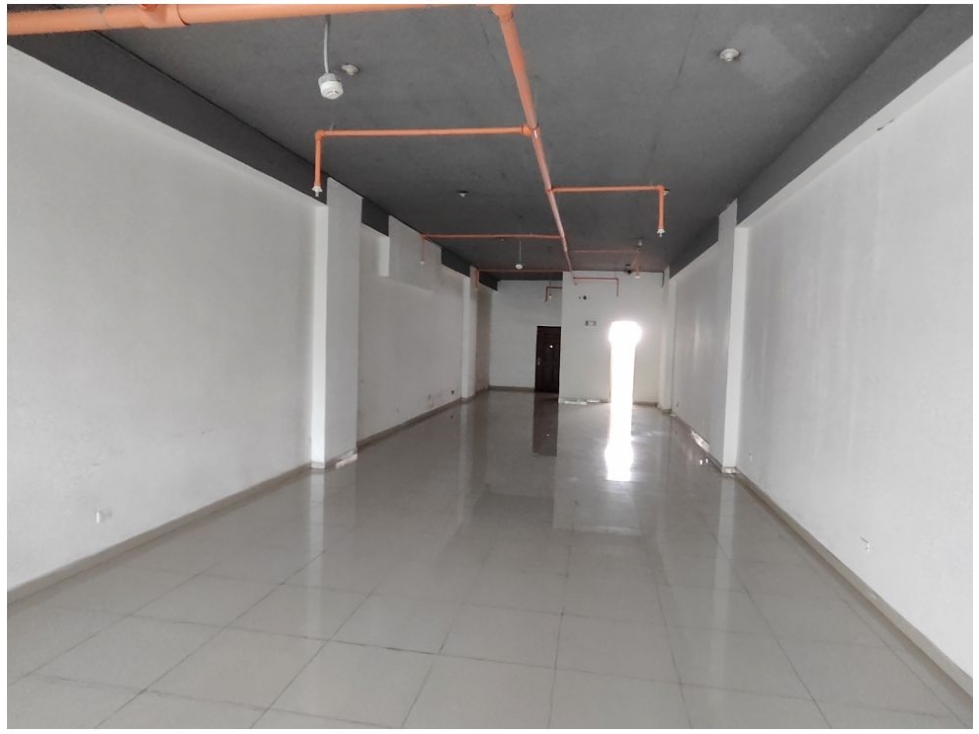 ALQUILER LOCAL COMERCIAL VIA PORRAS