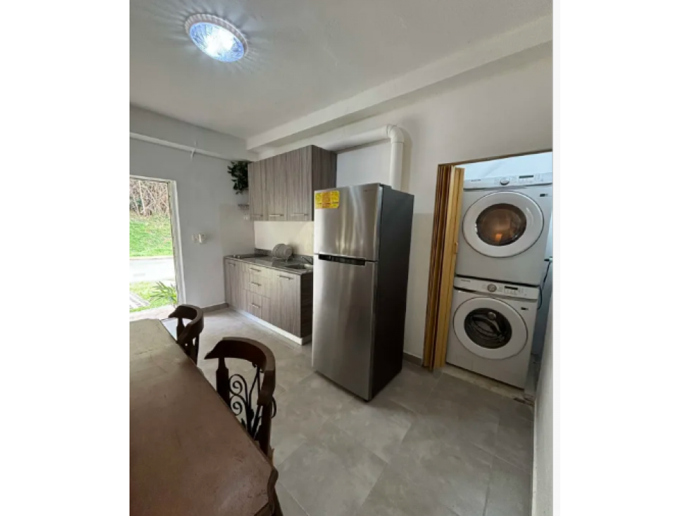ALQUILER APARTAMENTO EN ALBROOK — foto 2