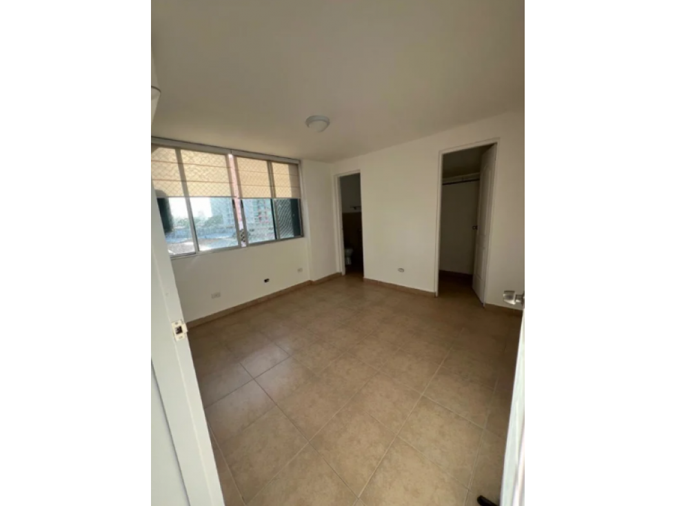 VENTA APARTAMENTO CARRASQUILLA — foto 2