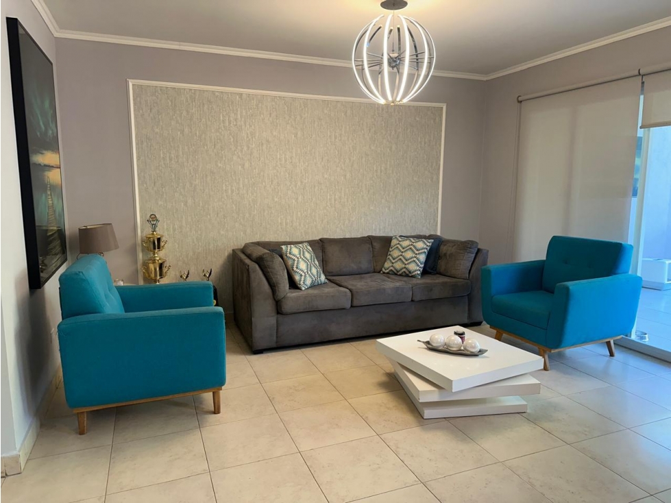 ALQUILER CASA BRISAS DEL GOLF CON LINEA BLANCA