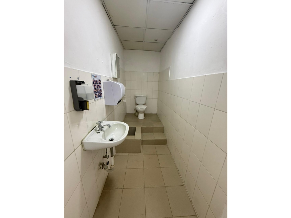 ALQUILER LOCAL COMERCIAL SAN FRANCISCO — foto 4