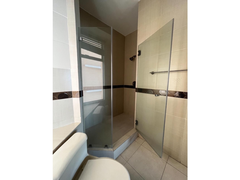 ALQUILER APARTAMENTO AVENIDA BALBOA — foto 3