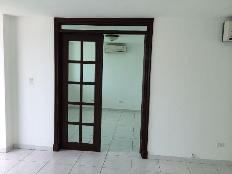 ALQUILER APARTAMENTO MARBELLA LINEA BLANCA — foto 4