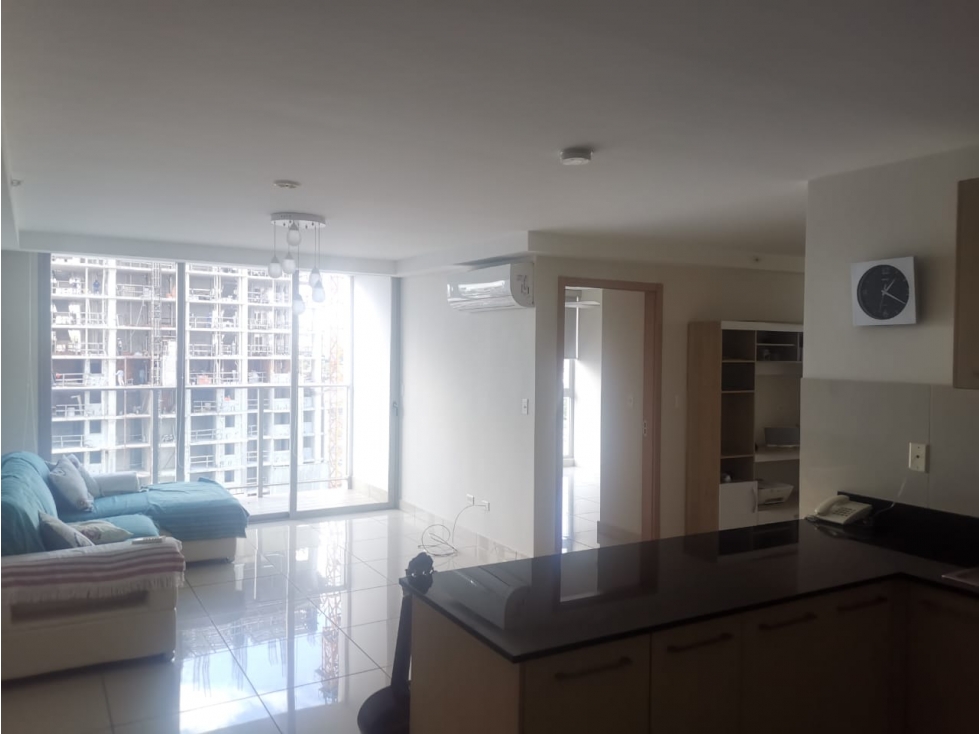 ALQUILER APARTAMENTO SEMI AMOBLADO VÍA ESPAÑA