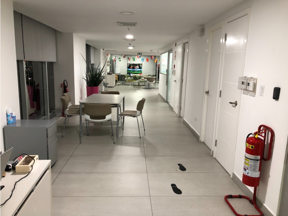 ALQUILER OFICINA AMOBLADA OBARRIO — foto 2