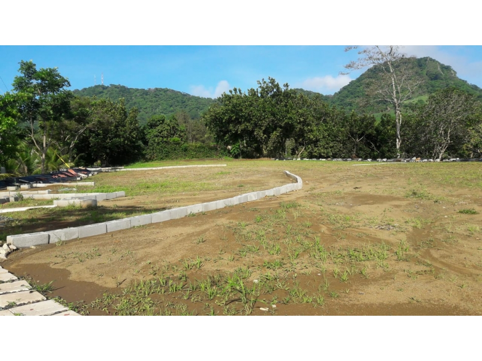 VENTA DE TERRENO LAS CUMBRES - 6