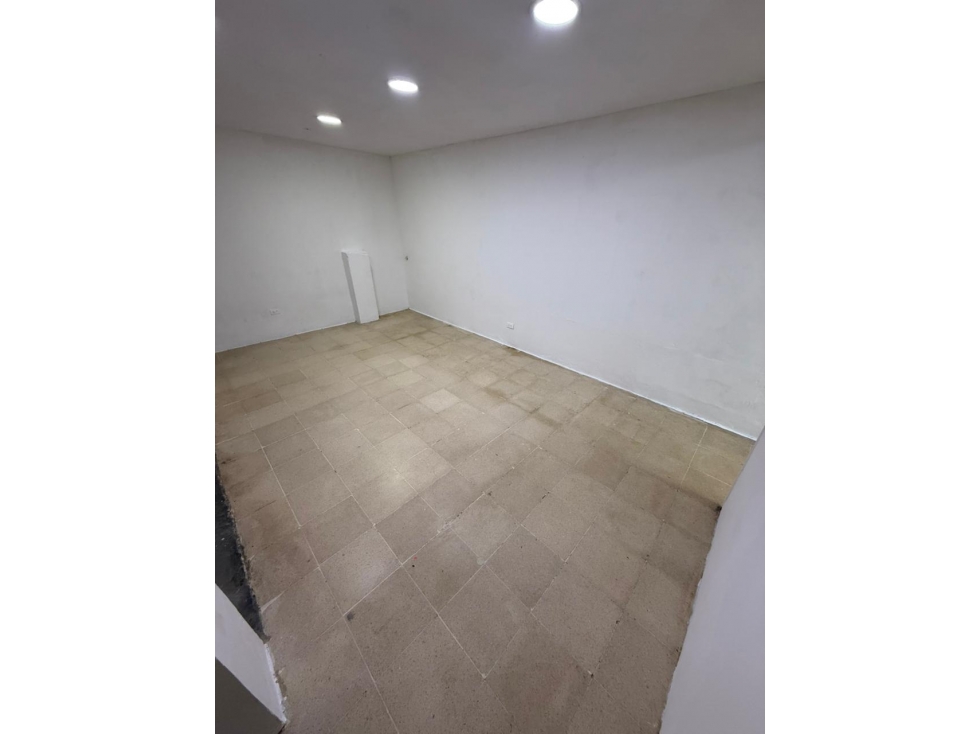 ALQUILER LOCAL COMERCIAL SAN FRANCISCO — foto 5