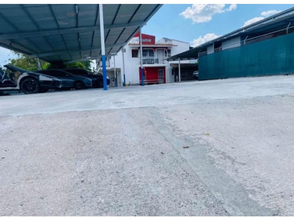 ALQUILER GALERA CON CASA LLANO BONITO