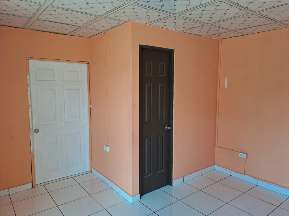 ALQUILER LOCAL COMERCIAL ARRAIJAN - 3