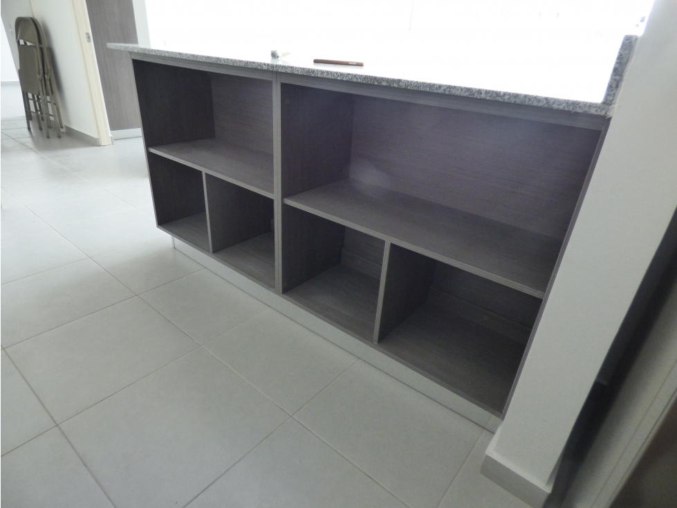 ALQUILER APARTAMENTO EL BOSQUE — foto 2