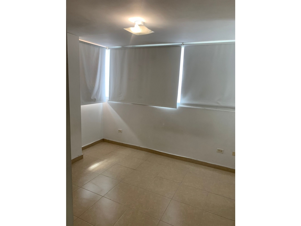 ALQUILER APARTAMENTO VIA ESPAÑA — foto 6