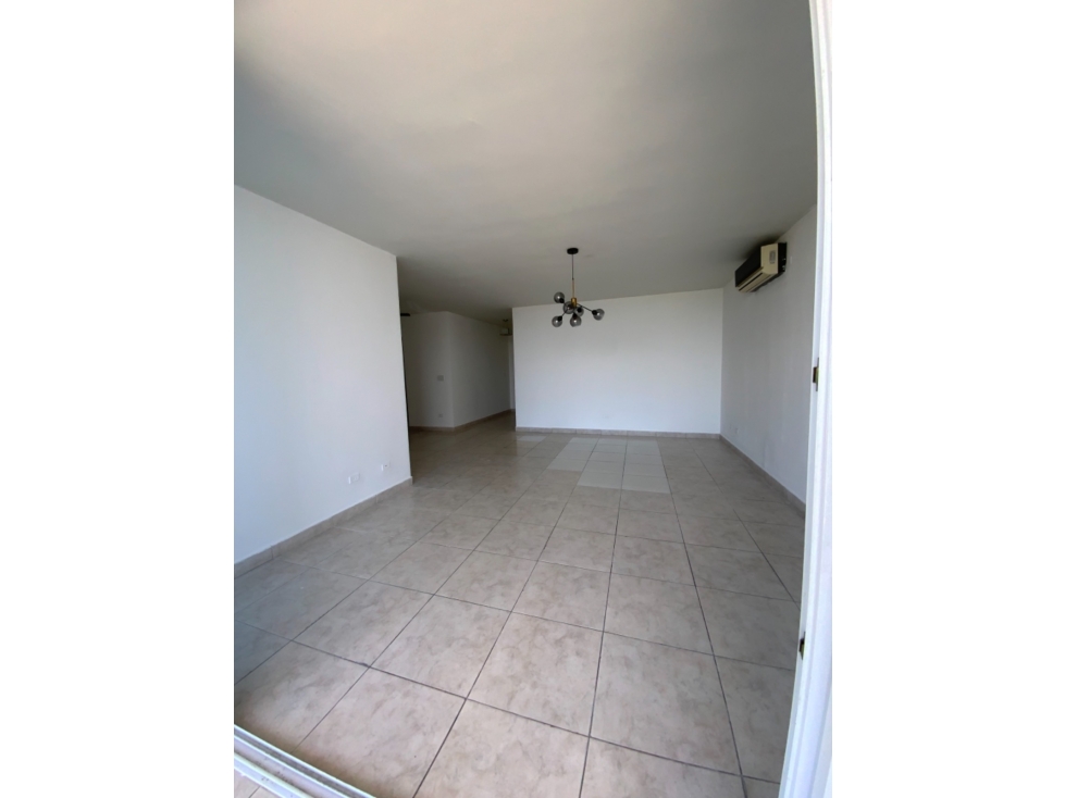 ALQUILER APARTAMENTO VILLA DE LAS FUENTES — foto 2