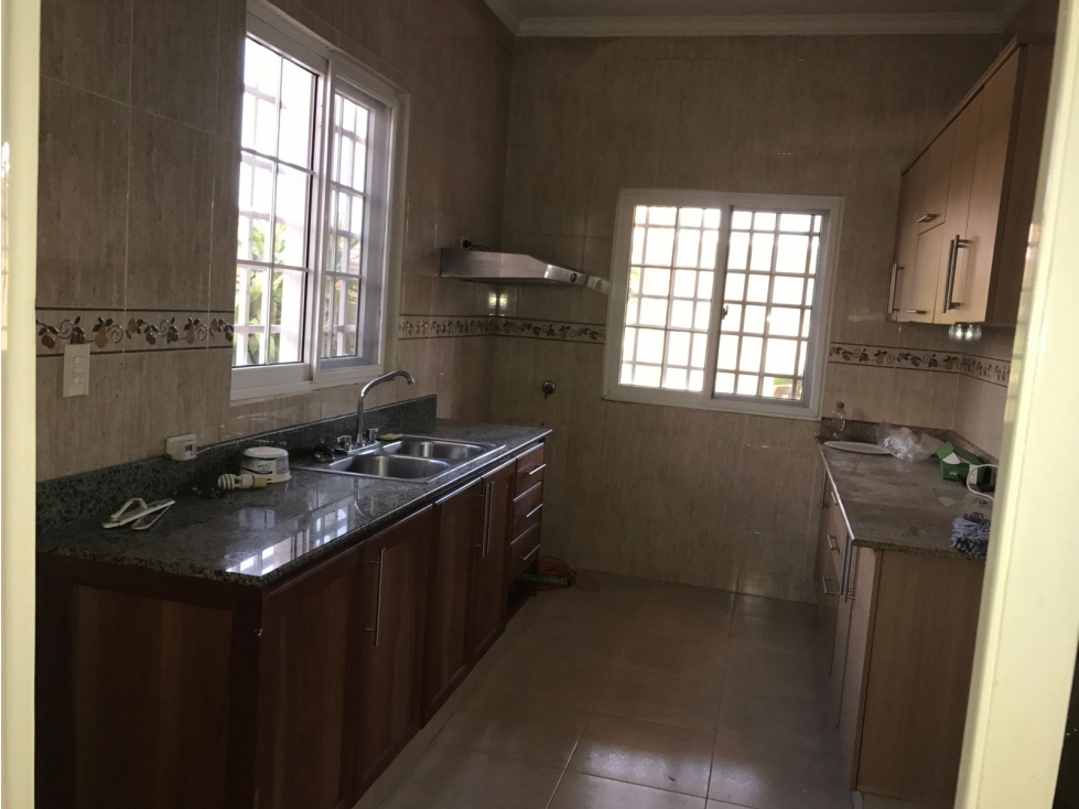 ALQUILER CASA ALTOS DE PANAMA — foto 3