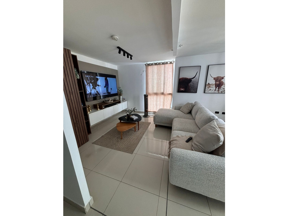 ALQUILER APARTAMENTO CARRASQUILLA