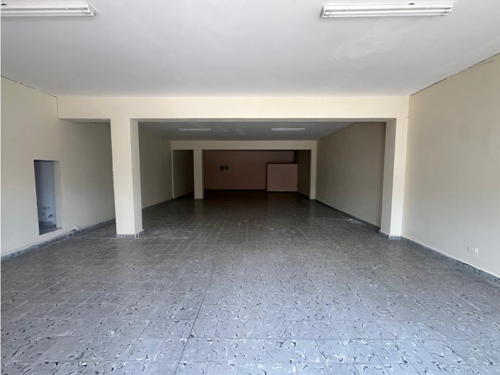 ALQUILER LOCAL BETANIA