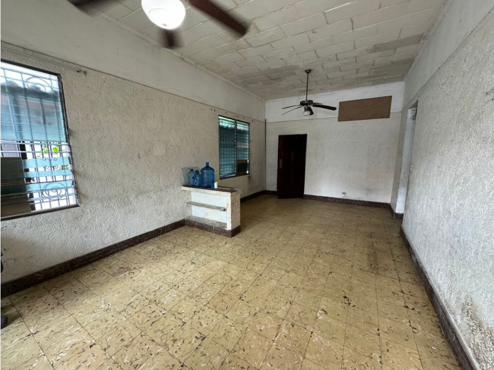 ALQUILER CASA COMERCIAL BELLA VISTA
