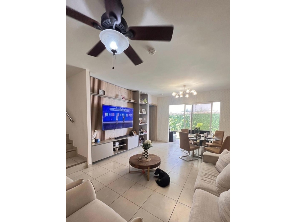 VENTA CASA BRISAS DEL GOLF AMOBLADA