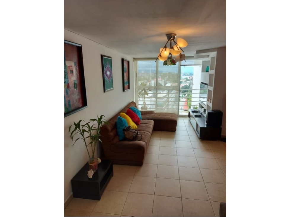 ALQUILER APARTAMENTO AMOBLADO 12 DE OCTUBRE