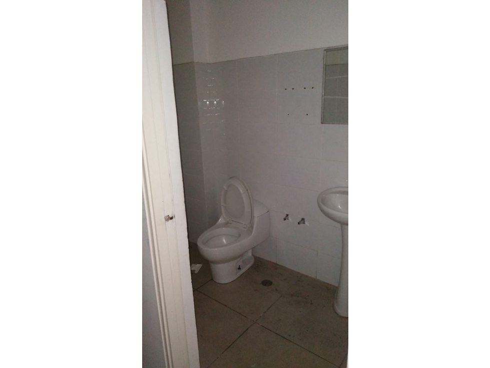 ALQUILER LOCAL CONDADO DEL REY